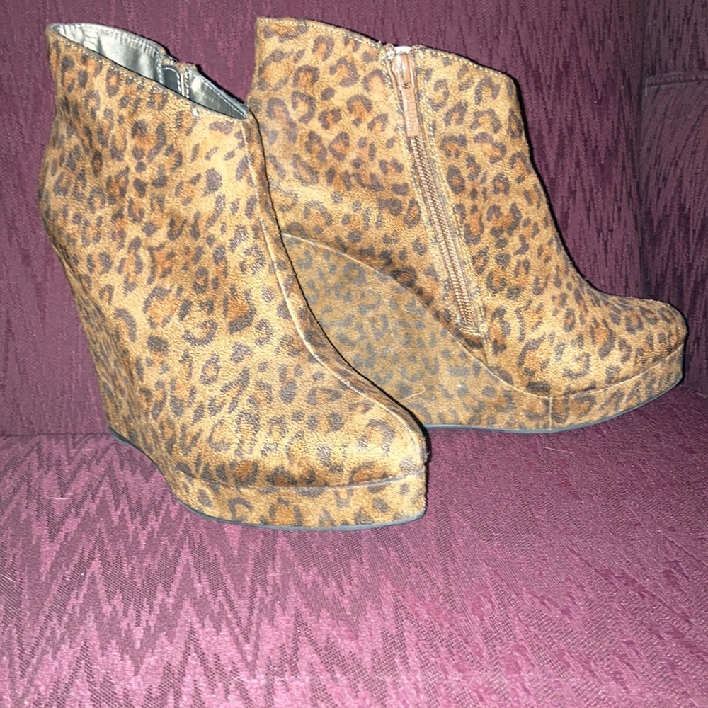 Leopard print wedge booties
